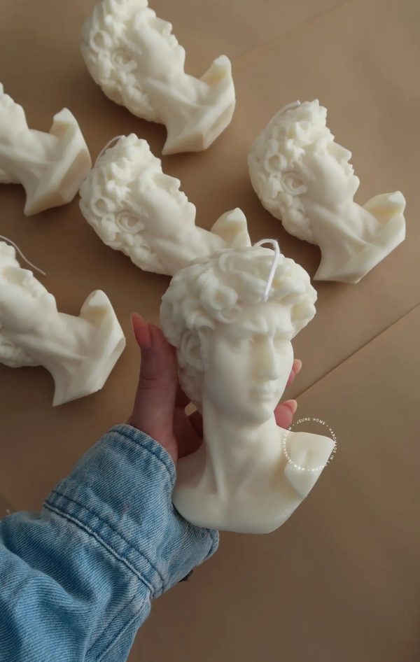 Soy wax statue candle - Image 2